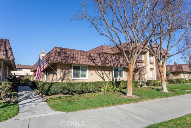 Detail Gallery Image 1 of 43 For 6581 Orangewood Ave, Cypress,  CA 90630 - 3 Beds | 2 Baths