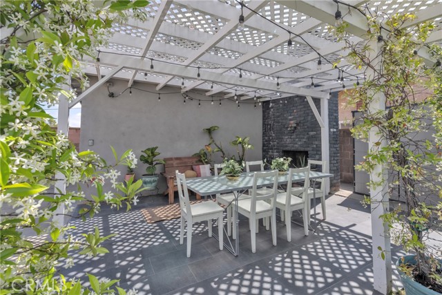 3743 N Studebaker Road, Long Beach CA: https://media.crmls.org/medias/693c90b1-2003-4a3b-8a7a-e7d7b2565a5a.jpg
