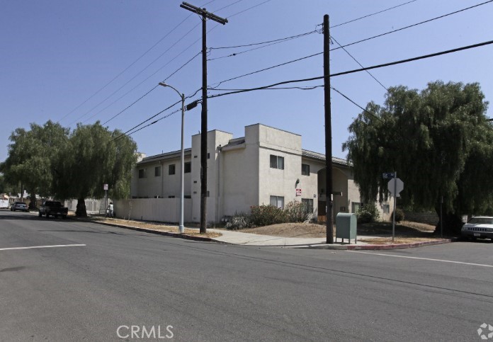 11151 Arminta Street 202, Sun Valley, CA 91352