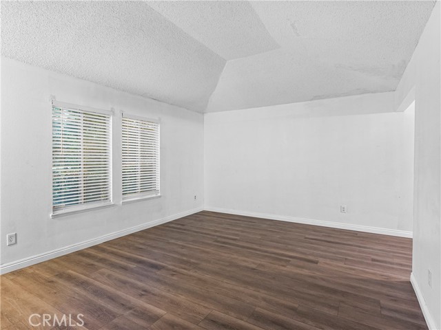 Detail Gallery Image 14 of 28 For 6808 Lafayette Way, Bakersfield,  CA 93309 - 3 Beds | 2 Baths