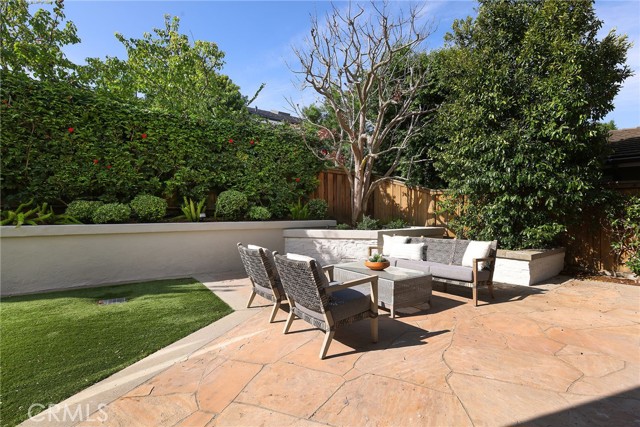 Detail Gallery Image 22 of 23 For 1827 Port Westbourne Pl, Newport Beach,  CA 92660 - 4 Beds | 3 Baths