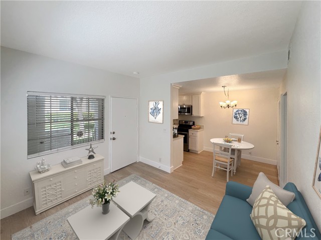 25 Picazo, Rancho Santa Margarita CA: https://media.crmls.org/medias/693e2a8d-07b4-4a96-a3af-1995e91d3b2a.jpg
