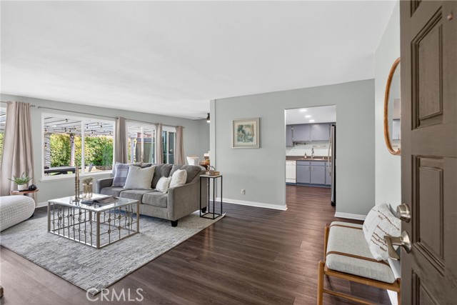 Detail Gallery Image 2 of 28 For 27026 Rio Pecos, Valencia,  CA 91354 - 3 Beds | 2 Baths