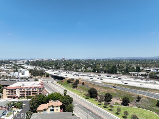 Detail Gallery Image 7 of 8 For 500 E 15th, Santa Ana,  CA 92701 - – Beds | – Baths