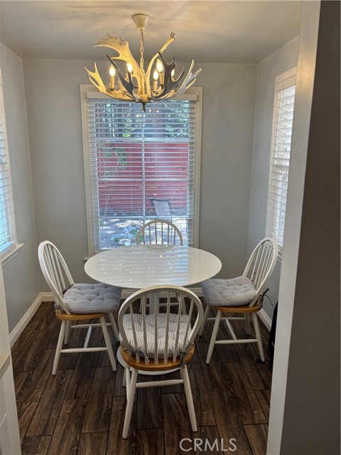 541 Timber Lane, Big Bear Lake CA: https://media.crmls.org/medias/693ee69a-b4a0-4a07-b634-2c205677427f.jpg