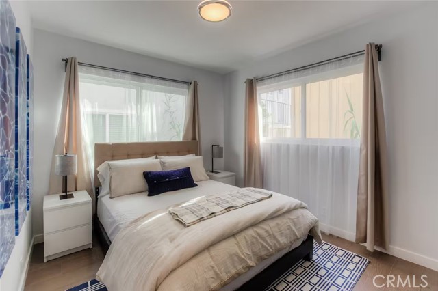 200 Moonstone Street, Manhattan Beach CA: https://media.crmls.org/medias/693f5d13-9148-4757-82df-8d8f70d323d1.jpg