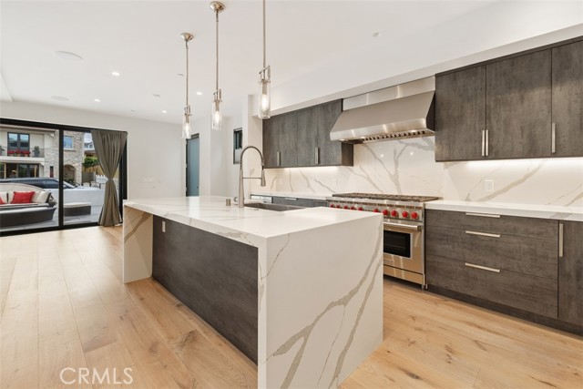 Detail Gallery Image 14 of 44 For 508 Marigold, Corona Del Mar,  CA 92625 - 4 Beds | 4/1 Baths