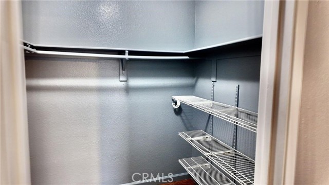 11807 Lupin Road, Adelanto CA: https://media.crmls.org/medias/6940c39c-ac18-4a50-b6a5-1151ebf0a0c2.jpg