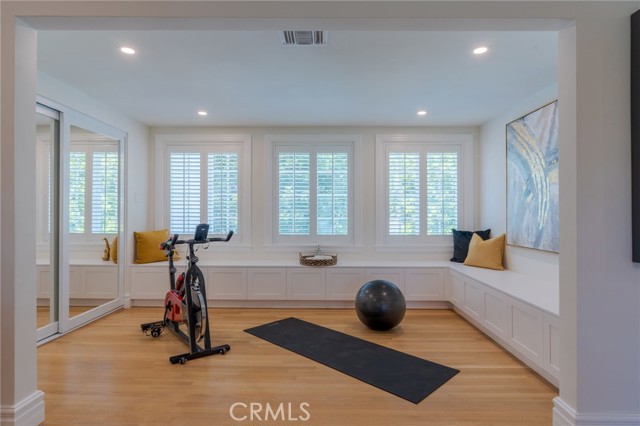 2245 E California Boulevard, San Marino CA: https://media.crmls.org/medias/694131db-6a11-4362-9b2b-3554082fa1a4.jpg