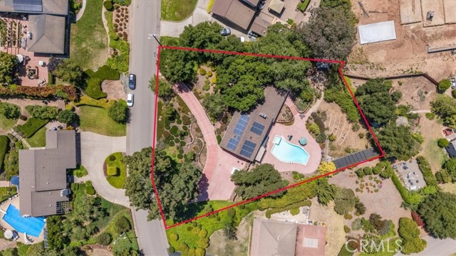 2355 Lake Marie Drive, Santa Maria CA: https://media.crmls.org/medias/69413545-52e8-4479-8b21-d4c0db132372.jpg