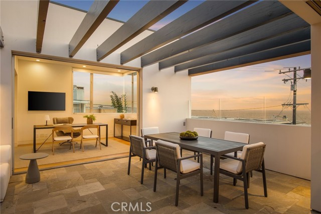 324 17th, Manhattan Beach, California 90266, 4 Bedrooms Bedrooms, 0 ,5 BathroomsBathrooms,Residential,For Sale,17th,0,SB26133569