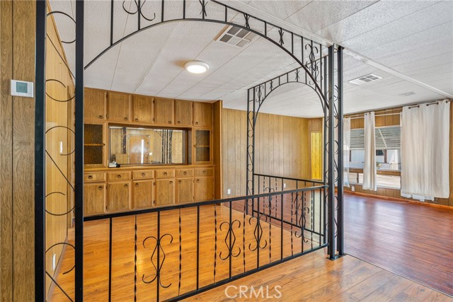 24414 University Ave., Loma Linda CA: https://media.crmls.org/medias/6941c03d-9883-44da-a360-3d1c303b87c9.jpg