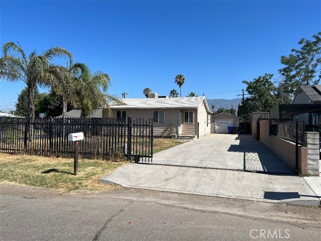 Image 2 for 25572 Jane St, San Bernardino, CA 92404