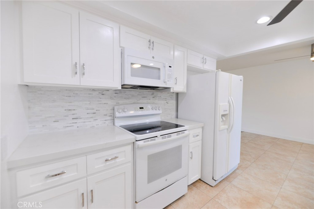 6944acd4 096d 4277 A666 96cf503930ce