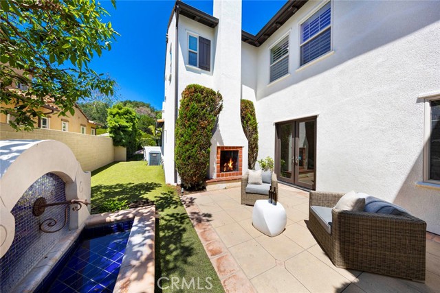 Detail Gallery Image 10 of 70 For 21 via Andaremos, San Clemente,  CA 92673 - 6 Beds | 4/1 Baths