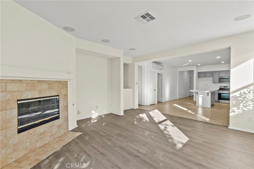 MLS #SR25254920 image #24