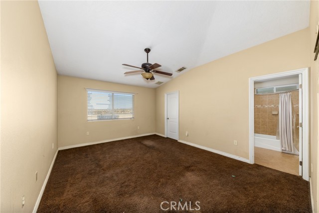 24625 Ledbury Road, Oro Grande CA: https://media.crmls.org/medias/69456948-d6d3-464d-a774-69d53005cebd.jpg
