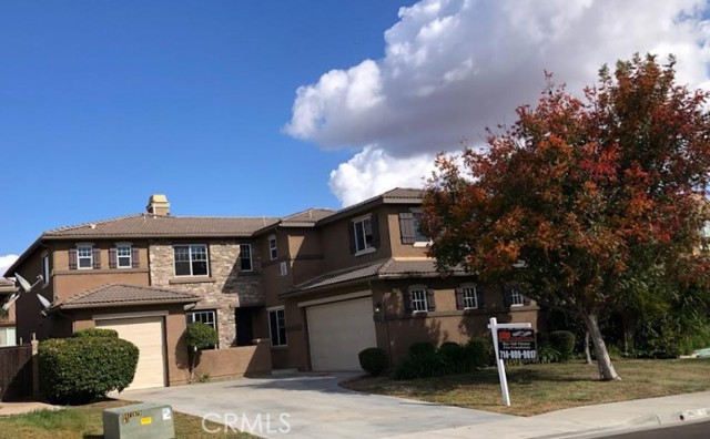 Detail Gallery Image 1 of 18 For 31602 Waterfall Way, Murrieta,  CA 92563 - 5 Beds | 4/1 Baths