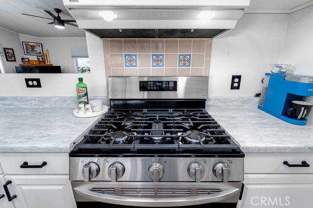 Detail Gallery Image 9 of 27 For 1300 W Menlo Ave #155,  Hemet,  CA 92543 - 2 Beds | 2 Baths