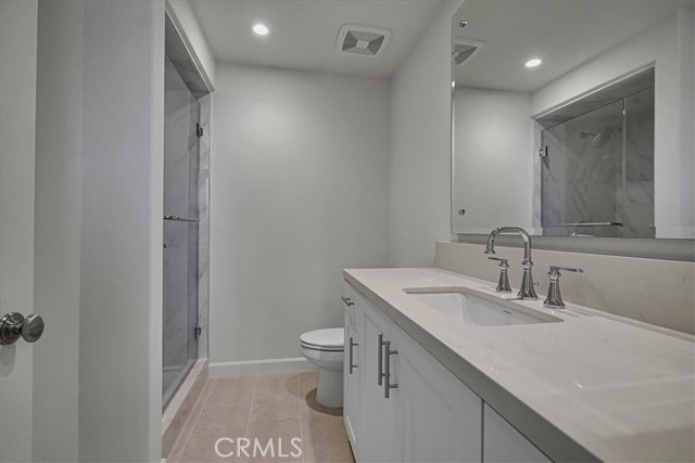 228 Birdseye, Irvine CA: https://media.crmls.org/medias/6947622a-7fa5-4a6a-9a75-7fc5d987601b.jpg
