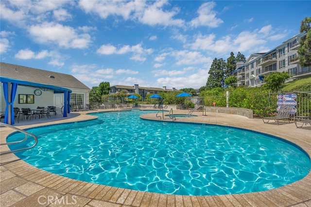 200 Mcneil Lane, Newport Beach CA: https://media.crmls.org/medias/69476e9f-2303-4706-b00d-05c1864331d8.jpg