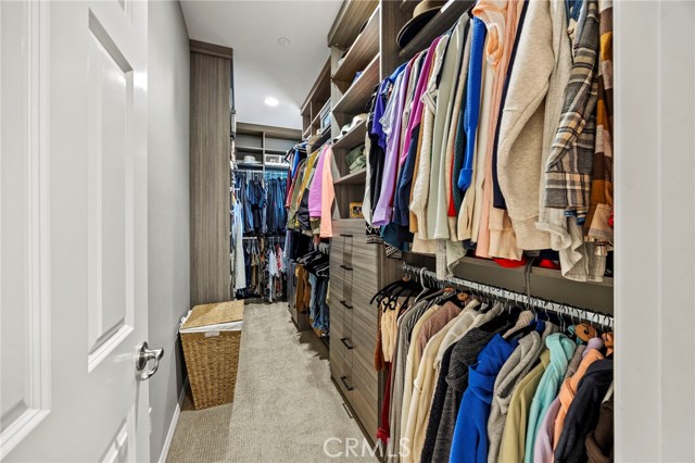 7800 Botany Street, Chino CA: https://media.crmls.org/medias/6947e287-30a2-42dc-8a15-99c3dd5d7742.jpg