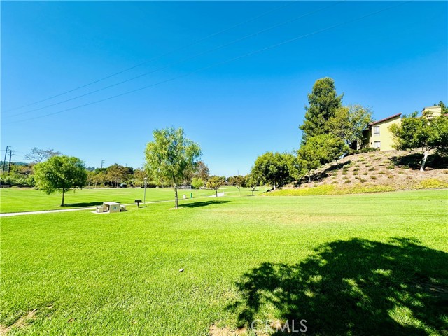 Detail Gallery Image 51 of 61 For 25601 Indian Hill Ln #H,  Laguna Hills,  CA 92653 - 2 Beds | 2 Baths