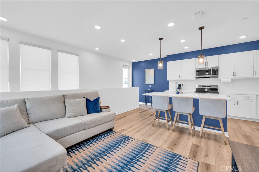 MLS #CV25244633 image #6