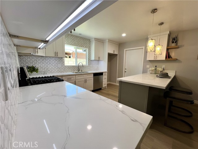 Detail Gallery Image 11 of 50 For 1626 S Pacific Ave, Santa Ana,  CA 92704 - 3 Beds | 2 Baths