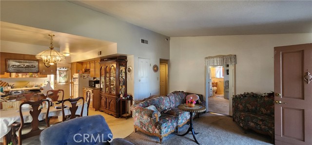 Detail Gallery Image 8 of 27 For 216 W Taylor St, Santa Maria,  CA 93458 - 3 Beds | 2 Baths