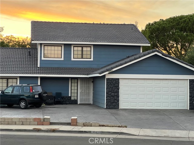 Detail Gallery Image 1 of 30 For 37739 Westview Dr, Palmdale,  CA 93550 - 4 Beds | 3 Baths