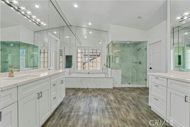 9455 Brandon Court, Northridge CA: https://media.crmls.org/medias/6948b9b7-9249-4ba0-aff8-e20743440c6a.jpg