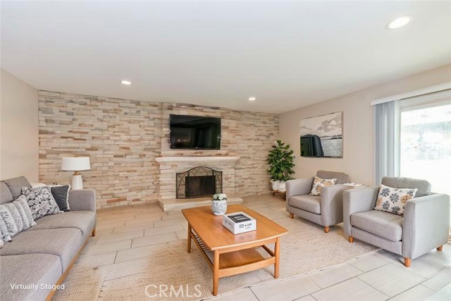 46 Country Wood Drive, Pomona CA: https://media.crmls.org/medias/6949fef6-eeb1-44e0-b73c-aeae950daf60.jpg