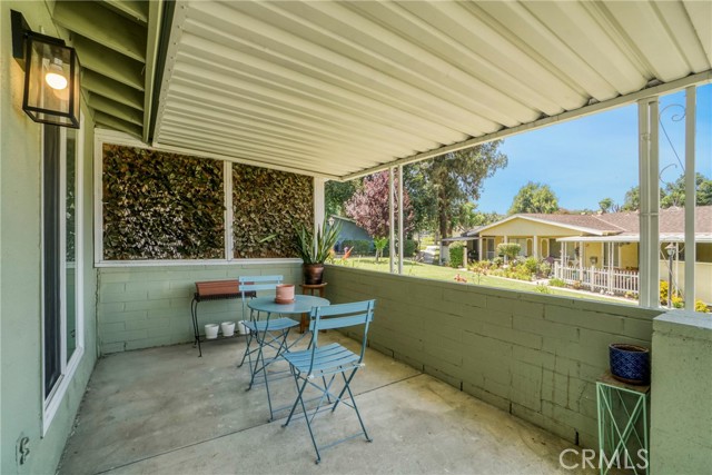 Detail Gallery Image 41 of 50 For 19118 Avenue of the Oaks #B,  Newhall,  CA 91321 - 2 Beds | 1 Baths