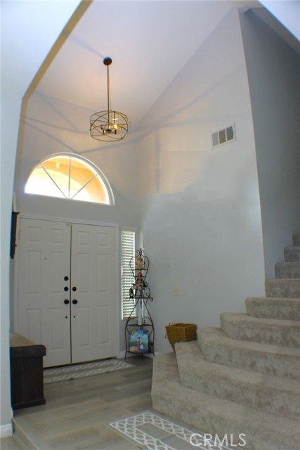 Detail Gallery Image 5 of 62 For 3030 Prado Ln, Colton,  CA 92324 - 5 Beds | 3/1 Baths
