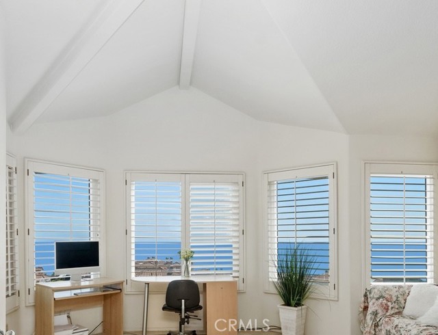 10 Cavalier, Laguna Niguel CA: https://media.crmls.org/medias/694c79a9-434c-4d32-921c-bc017e2d1884.jpg