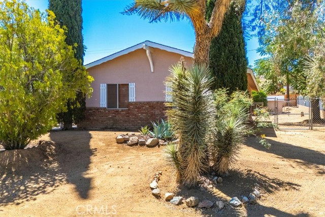 Detail Gallery Image 37 of 63 For 56469 Carlyle Dr, Yucca Valley,  CA 92284 - 2 Beds | 1 Baths