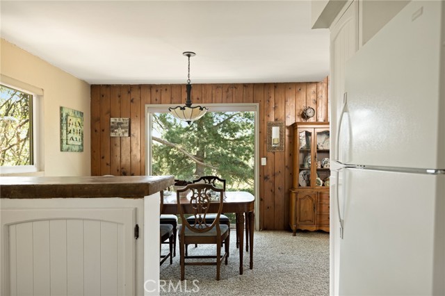 Detail Gallery Image 15 of 23 For 26495 Walnut Hills Dr, Lake Arrowhead,  CA 92391 - 3 Beds | 2 Baths