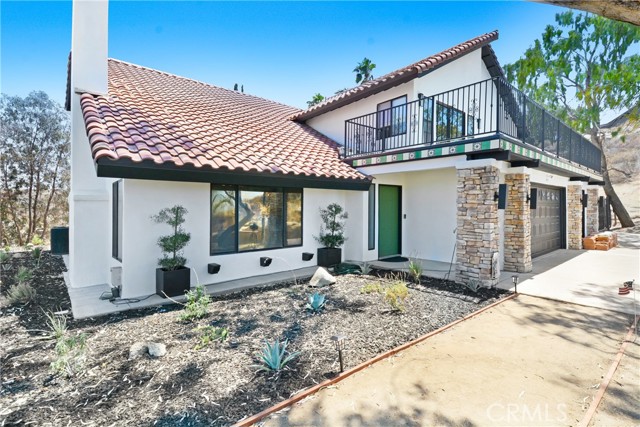 Detail Gallery Image 6 of 53 For 17295 Ridge Canyon Dr, Riverside,  CA 92506 - 4 Beds | 2/1 Baths