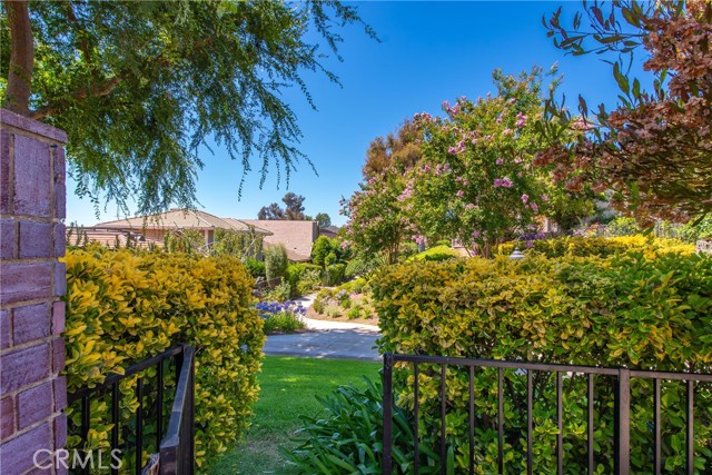 32117 Beachlake Lane, Westlake Village CA: https://media.crmls.org/medias/694d9121-100c-441e-8e0f-e8f4edccb227.jpg