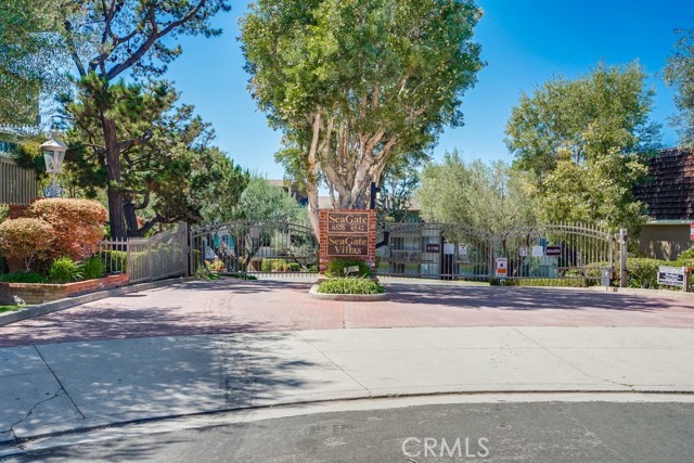 6542 Ocean Crest Drive, Rancho Palos Verdes, California 90275, 2 Bedrooms Bedrooms, ,2 BathroomsBathrooms,Residential,Sold,Ocean Crest,SB22190553