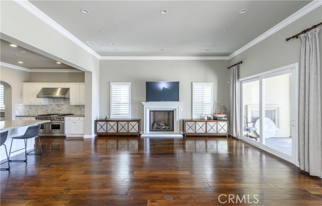 62 Heirloom, Irvine CA: https://media.crmls.org/medias/694ea91f-5c0c-4cb9-8cae-c38837e9fc61.jpg
