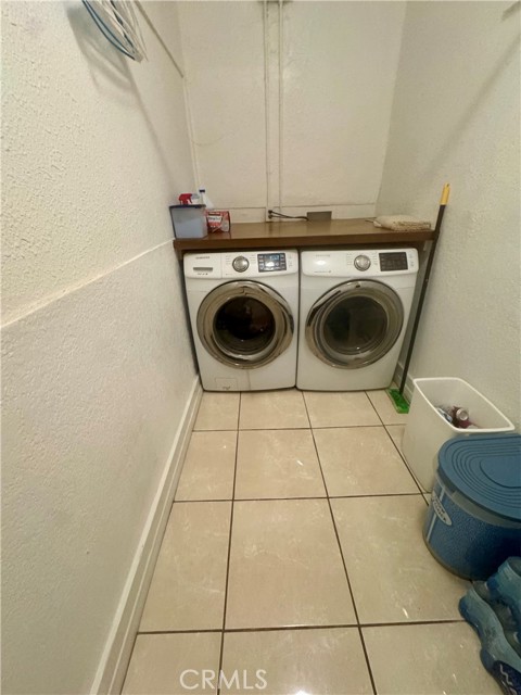 Detail Gallery Image 15 of 31 For 2129 30th W 30th St, Los Angeles,  CA 90018 - 4 Beds | 1 Baths