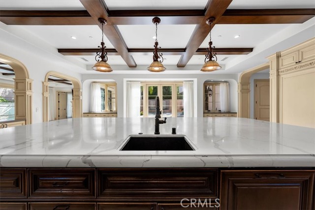 853 Rincon Lane, Palos Verdes Estates CA: https://media.crmls.org/medias/694f98d5-39ef-40ed-941a-d90883e9bcde.jpg
