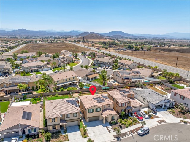 32942 Forgecroft Street, Menifee CA: https://media.crmls.org/medias/694ff44c-01f7-4dd0-8e7d-ddac19bc760b.jpg