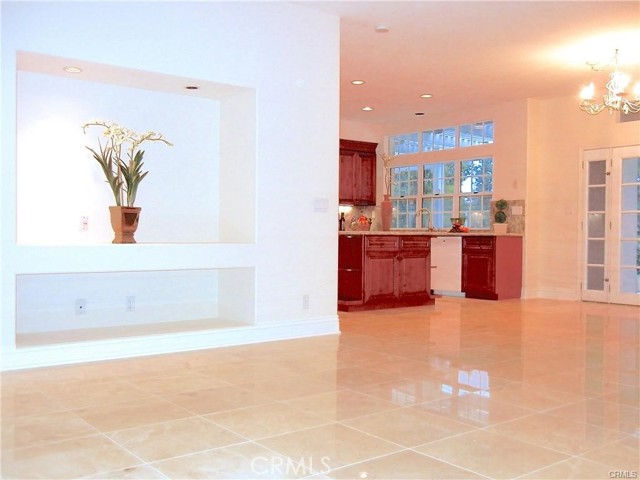 Detail Gallery Image 4 of 21 For 12190 S Riviera, Tustin,  CA 92782 - 5 Beds | 3/1 Baths