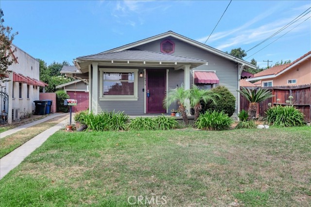 16913 Ardmore Avenue, Bellflower CA: https://media.crmls.org/medias/695138e6-294c-4f43-ba79-3ce6cabdad45.jpg