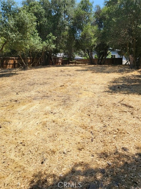 3150 Country Club Drive, Clearlake CA: https://media.crmls.org/medias/6951e25e-fb51-4d98-9206-1328a37f3fe1.jpg