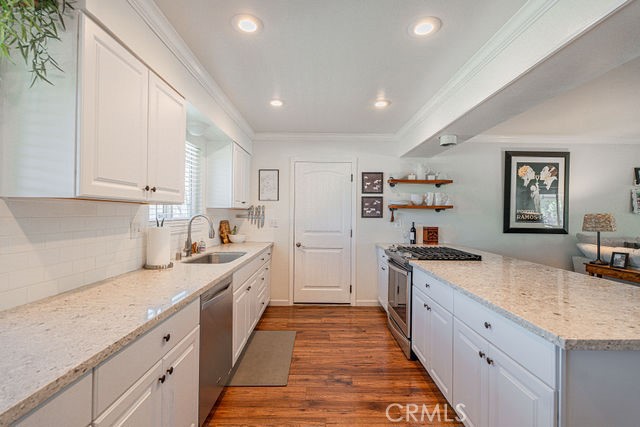 26790 E Berkey Court, Menifee CA: https://media.crmls.org/medias/69521183-2b32-4f45-80e4-d99583ebe9b3.jpg