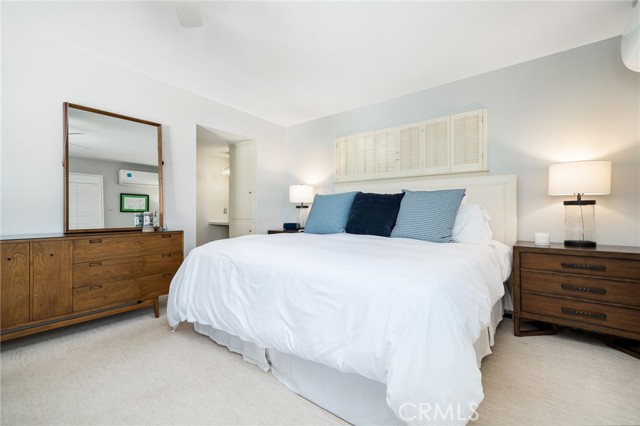 46125 Burroweed Ln., Palm Desert CA: https://media.crmls.org/medias/69523128-6d5b-40be-910e-827659b77c4f.jpg